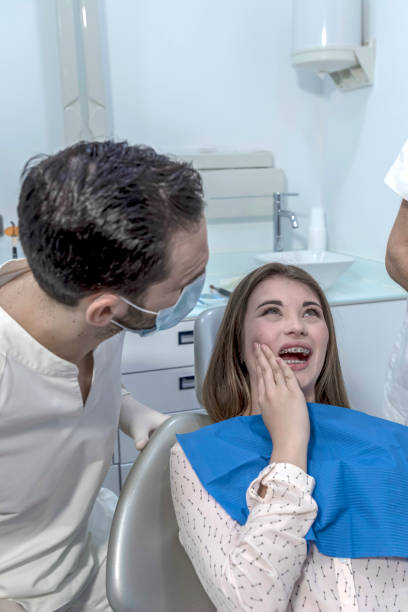 Best Weekend Emergency Dental Services in North Industry, OH